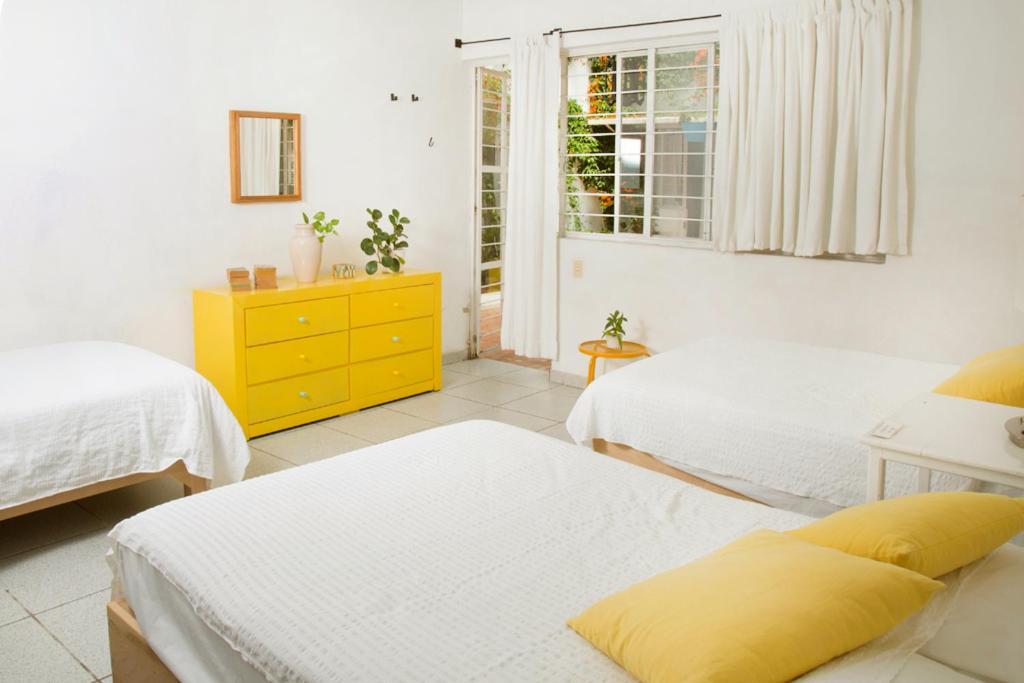 Casa Canario Hostel Guadalajara Buitenkant foto