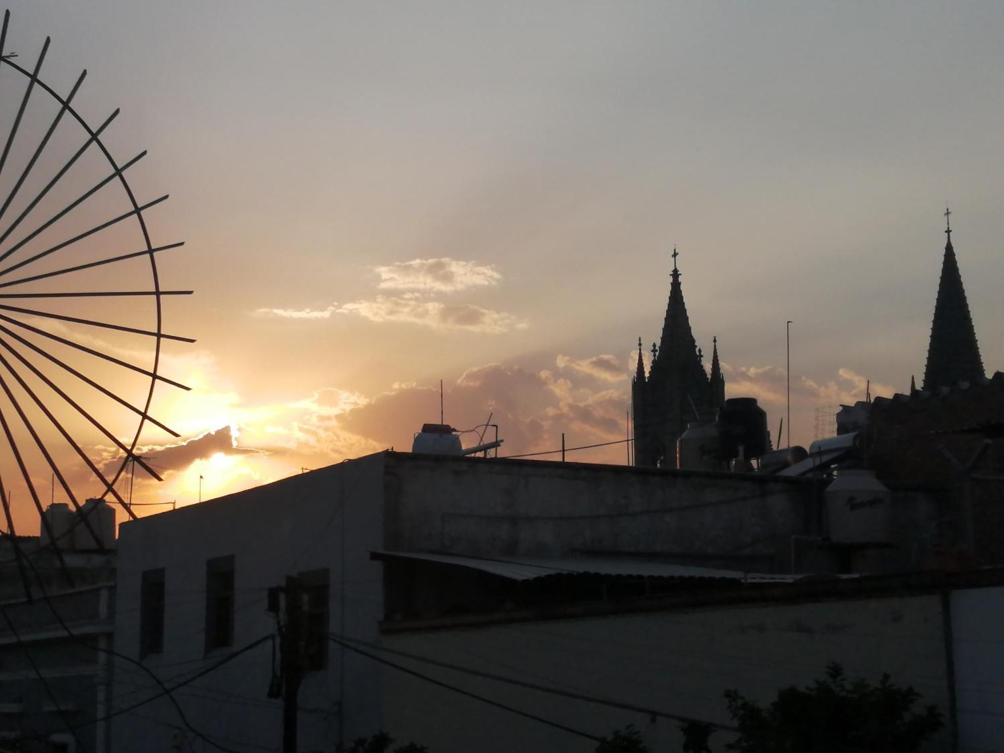 Casa Canario Hostel Guadalajara Buitenkant foto